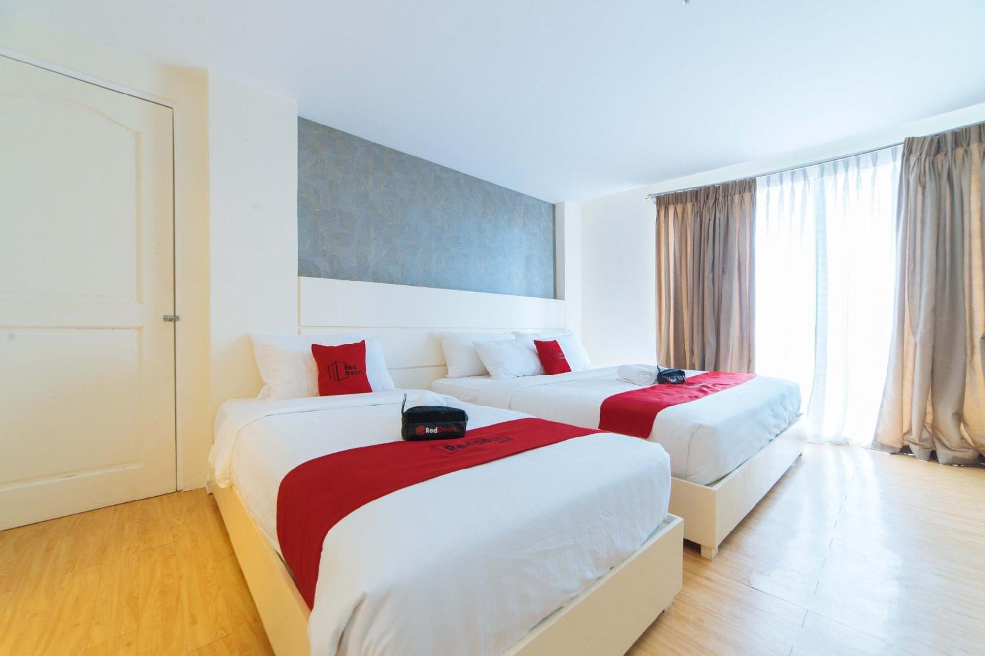 Reddoorz Plus At Hotel Metro Kalibo Extérieur photo