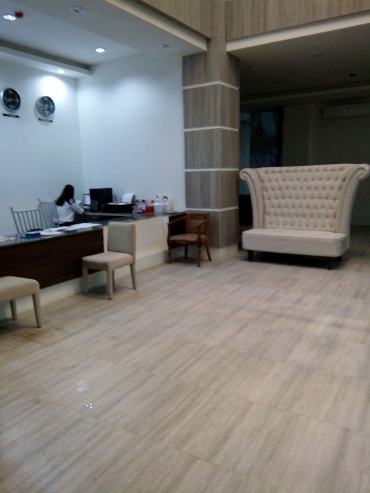 Reddoorz Plus At Hotel Metro Kalibo Extérieur photo