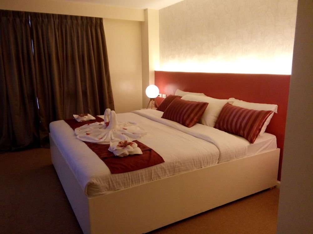 Reddoorz Plus At Hotel Metro Kalibo Extérieur photo