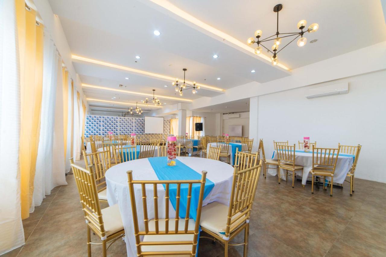 Reddoorz Plus At Hotel Metro Kalibo Extérieur photo