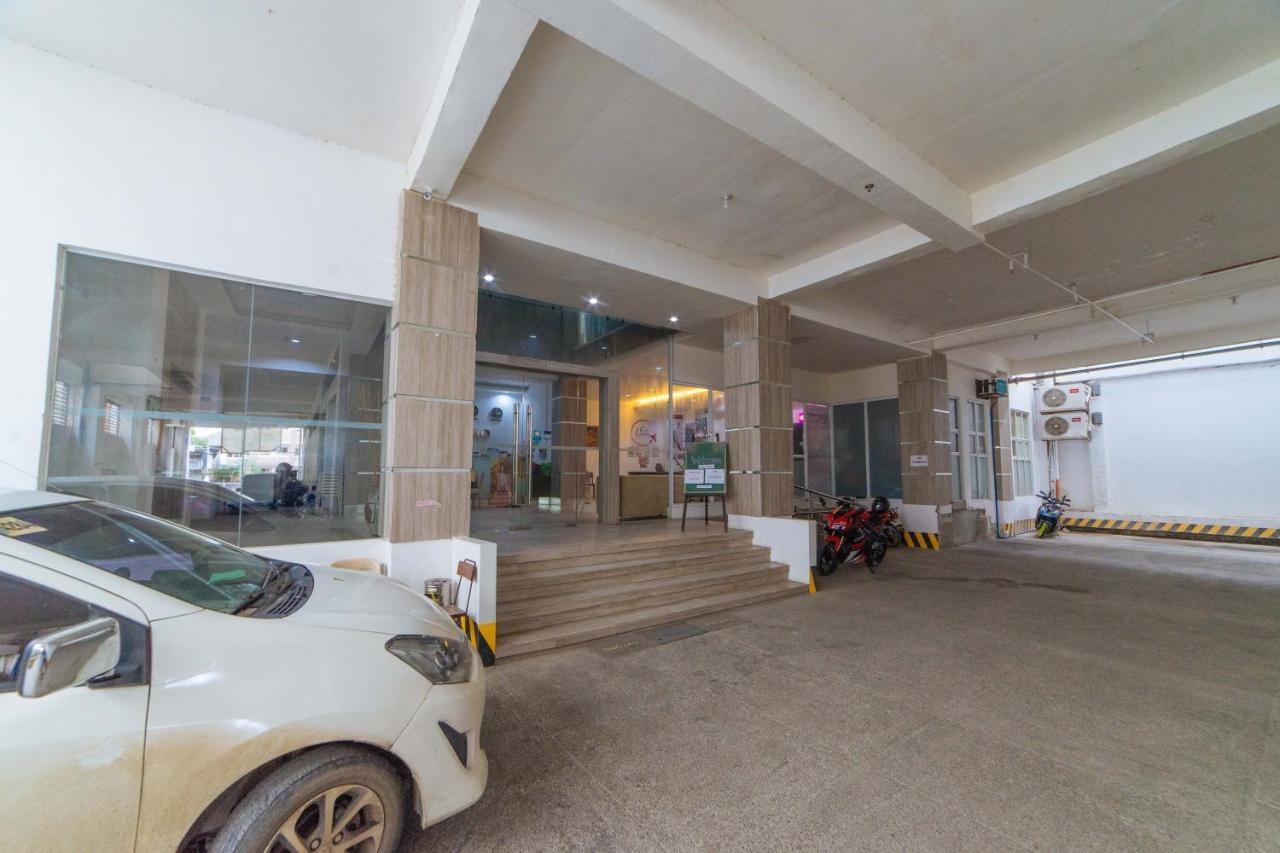 Reddoorz Plus At Hotel Metro Kalibo Extérieur photo