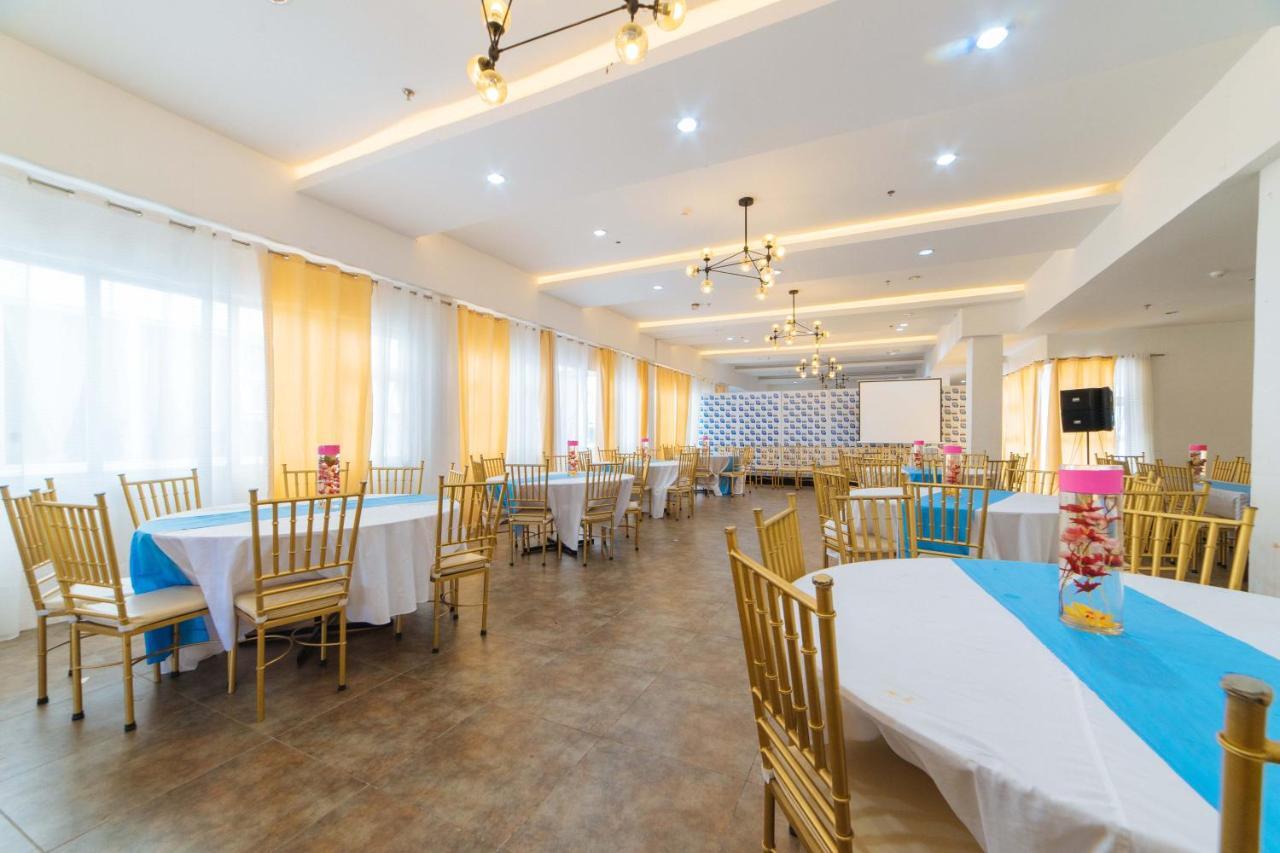 Reddoorz Plus At Hotel Metro Kalibo Extérieur photo